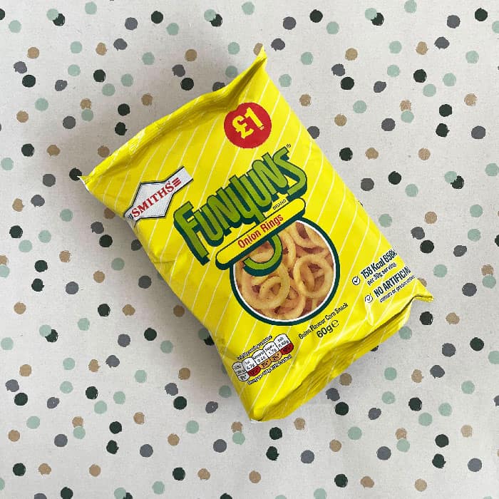 Box of 15 – Smiths Funyuns Onion Rings 60g – (£1.25 Bags)