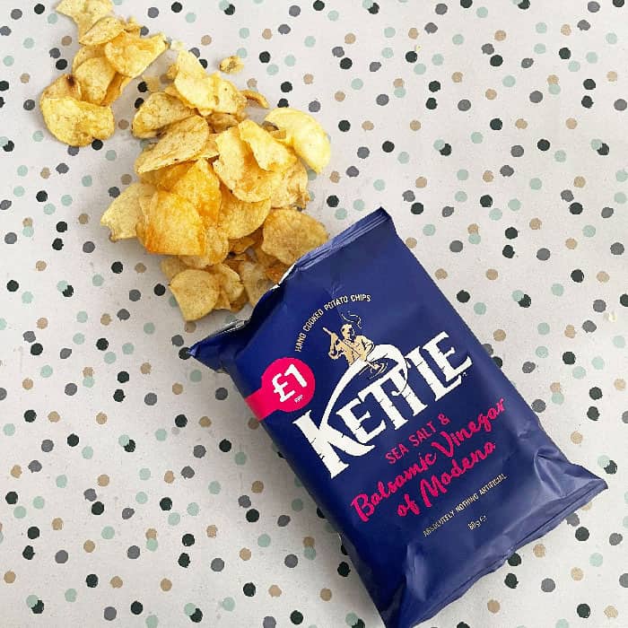 Box of 12 – Kettle Chips Sea Salt & Balsamic Vinegar of Modena 80g – (£1.29 Bags)