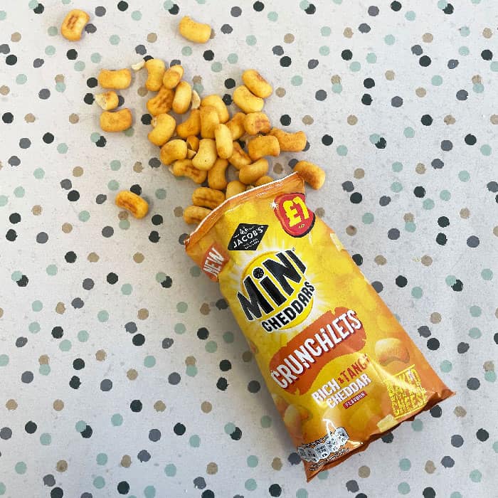 Jacob’s Mini Cheddars Crunchlets Tangy Cheddar 65g – (£1 Bag)