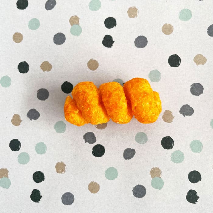 18x Cheetos Twisted Sweet & Spicy Flamin’ Hot 65g