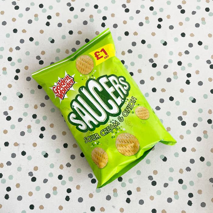 Box of 15 – Golden Wonder Saucers Sour Cream & Onion 65g – (£1 Bags)